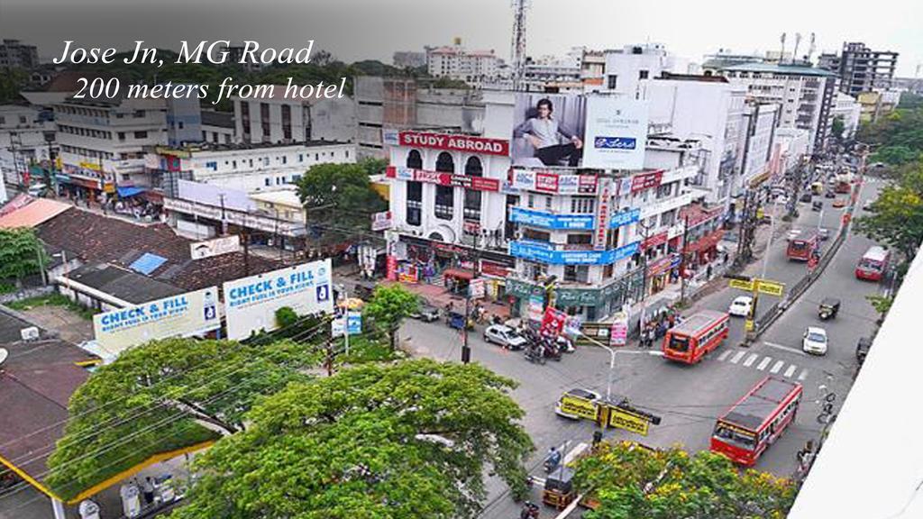 阿卡纳酒店 Kochi 外观 照片